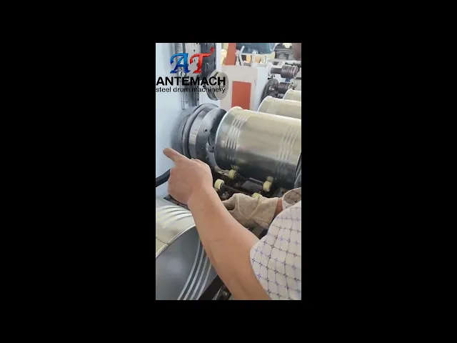 Buscando ampliar la producción de bidones de acero de 100 litros