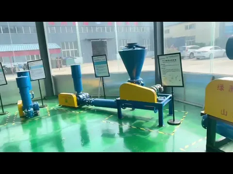 Oasis Turbo exhibition hall display